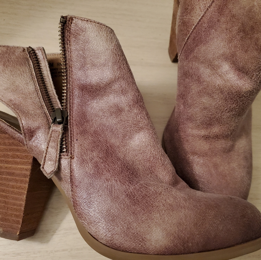 Abound Women's Booties